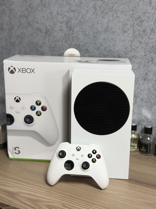 Продам XBOX Series S