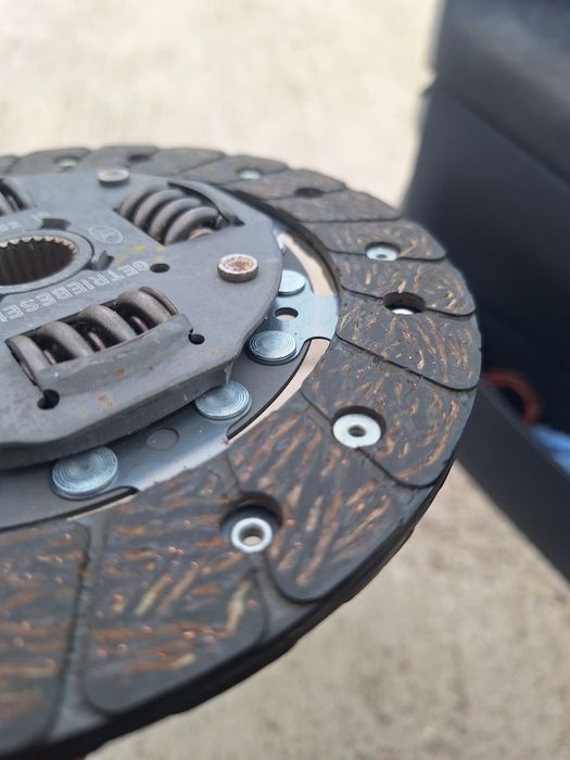 Феродов Диск Luk  Нов Nissan Micra K12 1,4 Benzin 2002-2010 Година