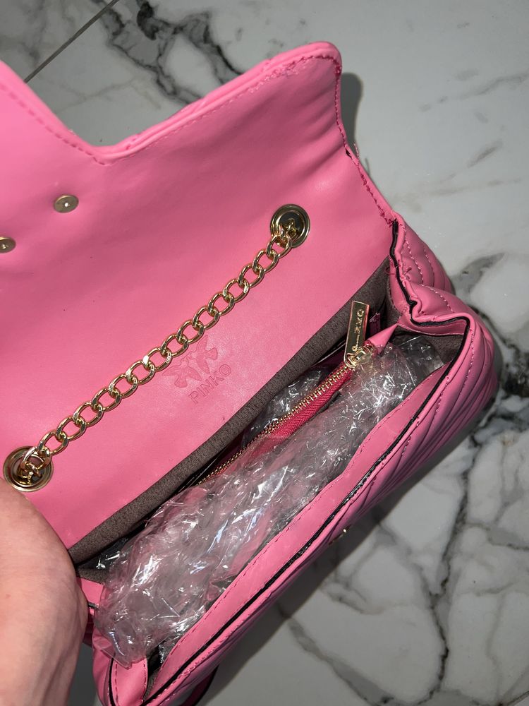 Pinko чанта