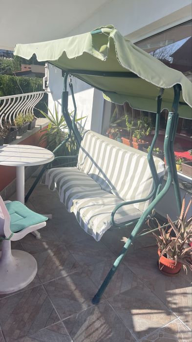 Градинска люлка