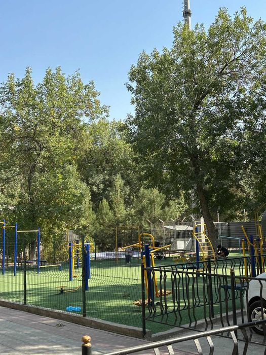 Юнусабад 15 квартал 4-х комнатная 4/4/4