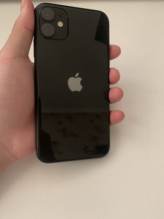 iPhone 11 128 черного цвета