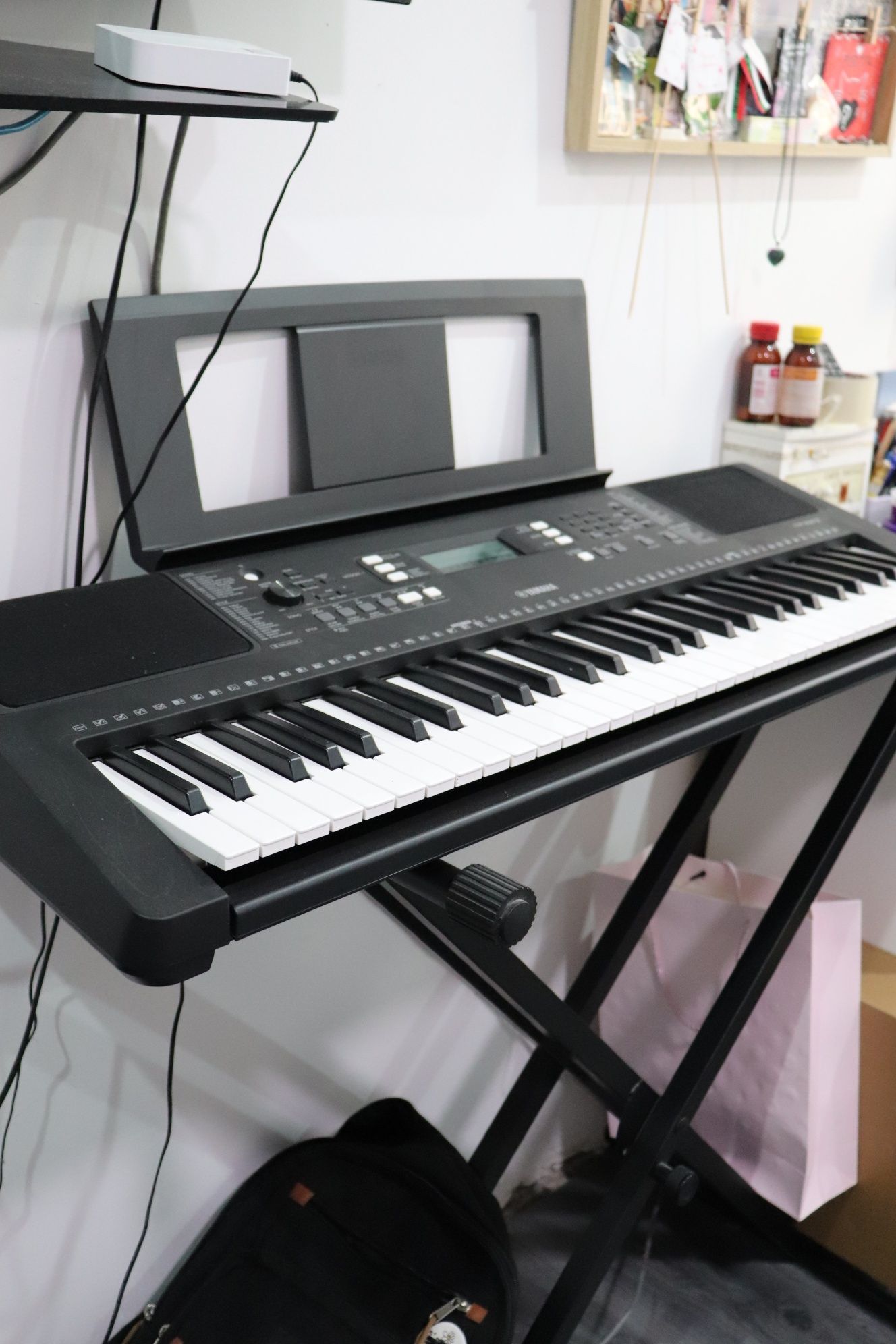 Yamaha psr-e373 като нов