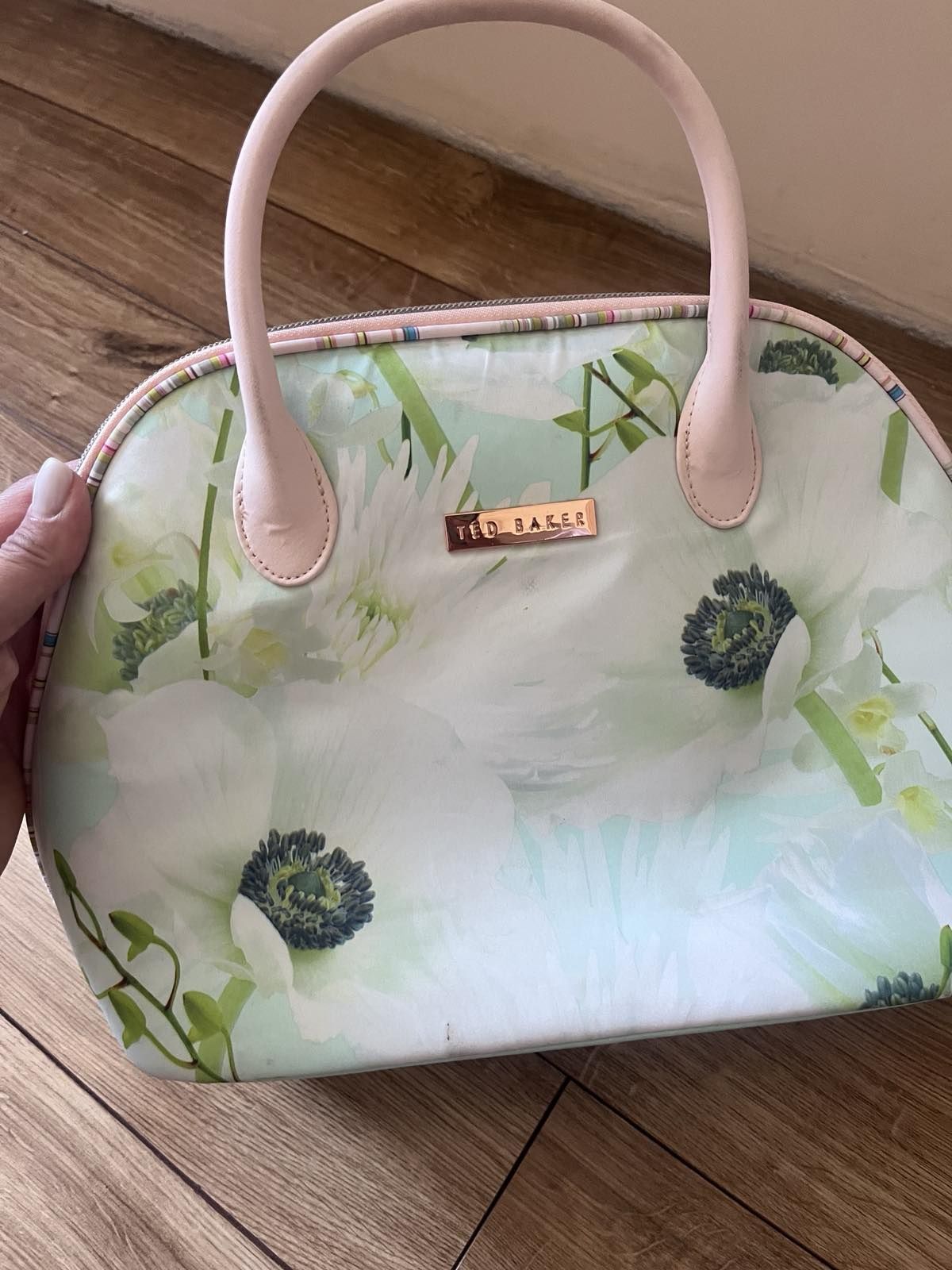 Ted Baker козметична чанта/несесер