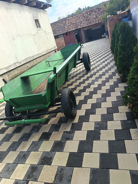 Vand carut românesc