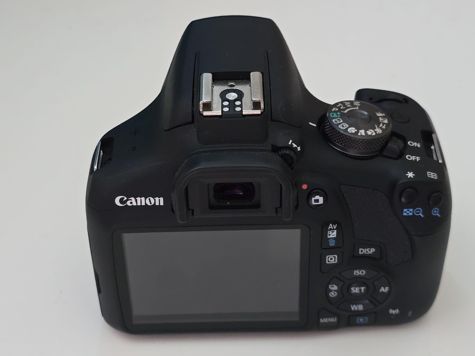 Canon 2000 D Тяло в отлично състояние