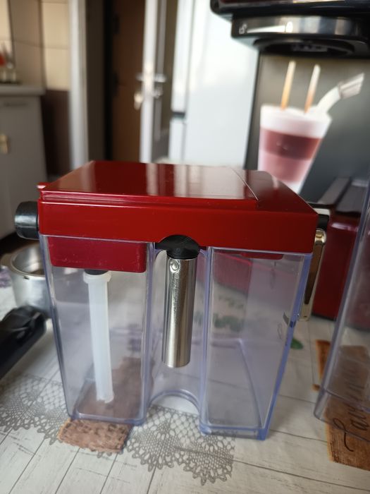 Vând expresor cafea Breville Prima latte