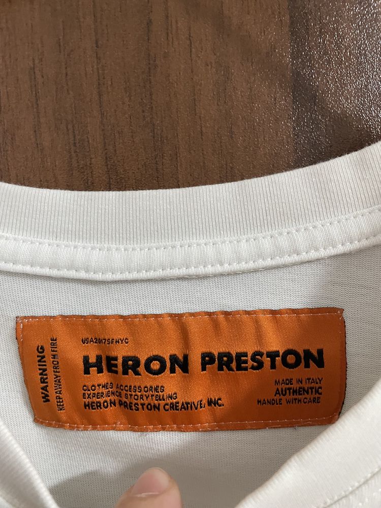 Оригинална тениска Heron Preston размер М/Л