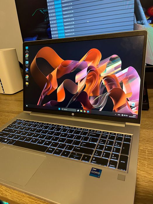 ЛАПТОП HP ProBook 15.6 450 ,Intel Core i7 1355U ,16 GB RAM ,512 GB SSD