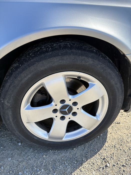 Mercedes e220 w211 2005