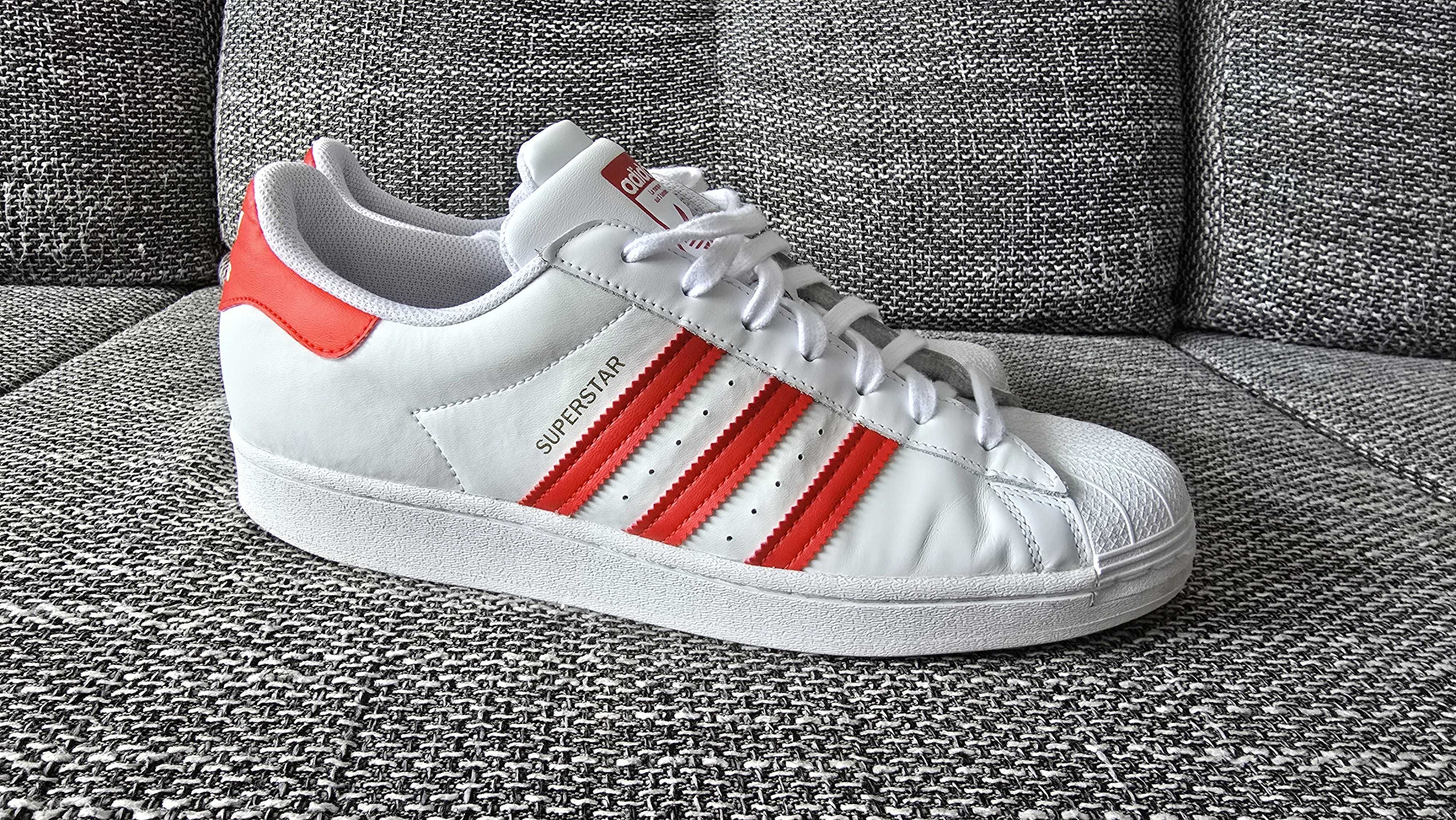 Продавам маратонки Adidas Superstar