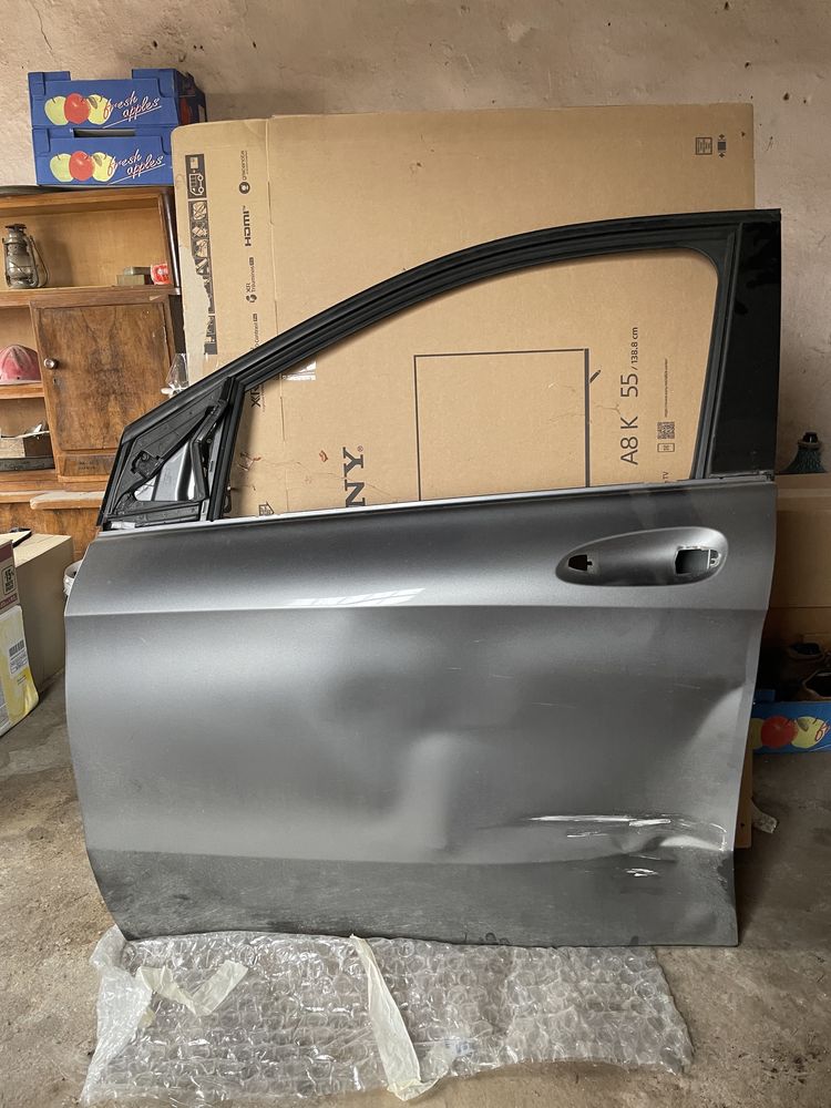 Леви врати за Мерцедес B180 W246 за ремонт