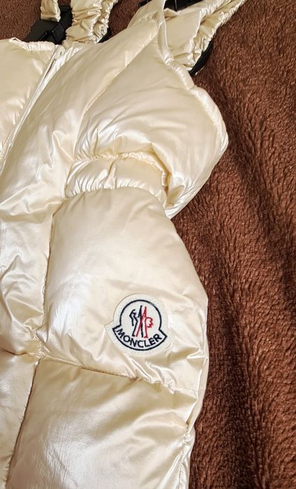 Зимний комбинезон Монклер