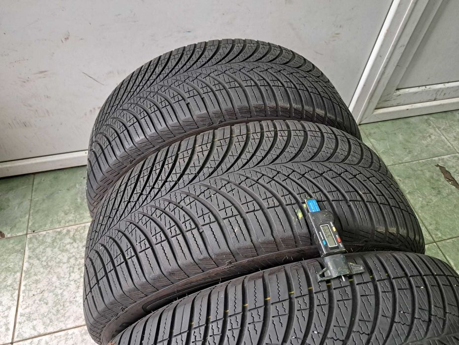 4 anvelope 235/55 R17 Goodyear 4 sezoane