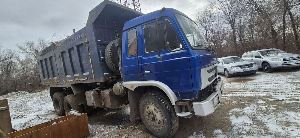 Самосвал Донг фенг