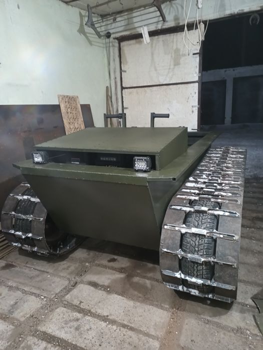 Снегоход, вездеход, снегоболотоход,амфибия