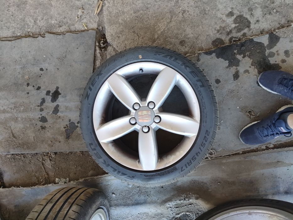 Jante Aliaj +anvelope de vară 225/45/R17