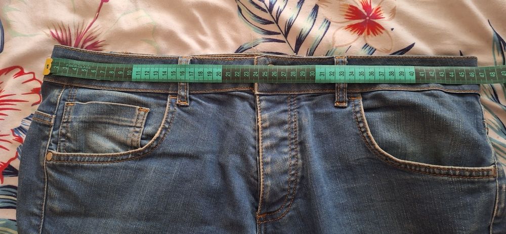 Мъжки дънки,номер 34,талия 47см.