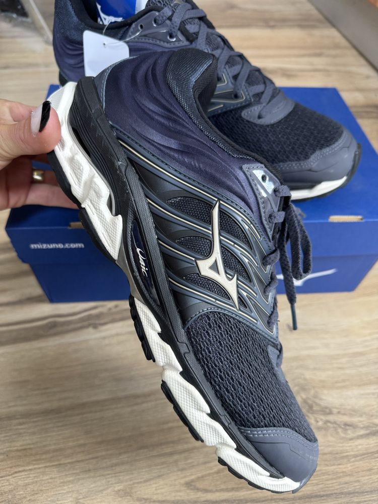 Чисто нови оригинални маратонки Mizuno Wave Paradox 5! 44,46 н