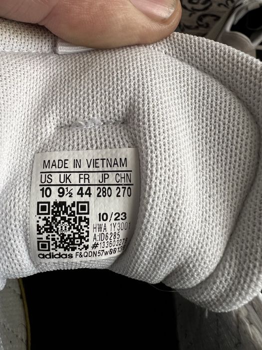 Продавам маратонки adidas 44 номер