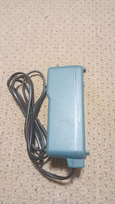 Incarcator acumulatori Makita