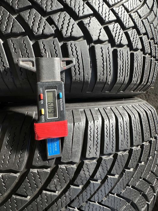 SET 2 Anvelope Iarna 235/60 R17 106H BRIDGESTONE Bizzak Lm 005