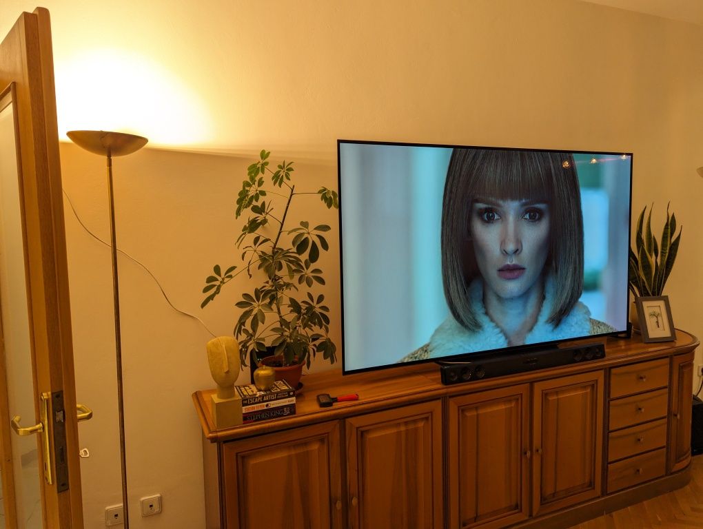 LG B3 OLED 77 инча със не работещ дисплей