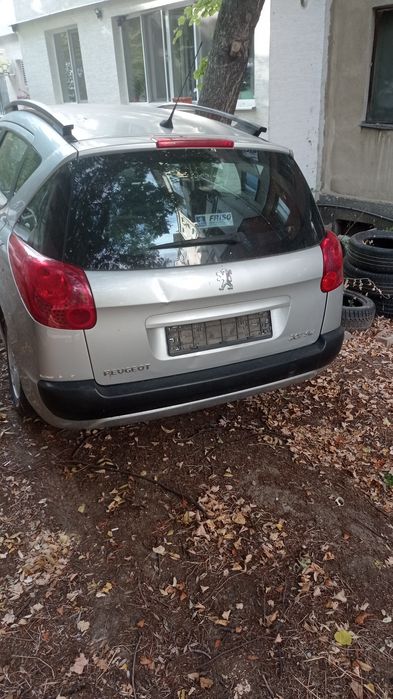 Пежо 207sw 1.4 95к 2009г