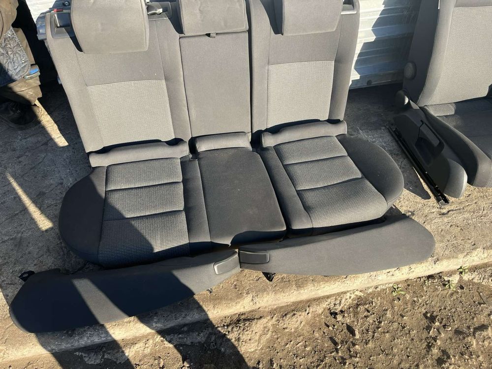 Плюшен салон за Vw Golf 5 комби в добро състояние  н392