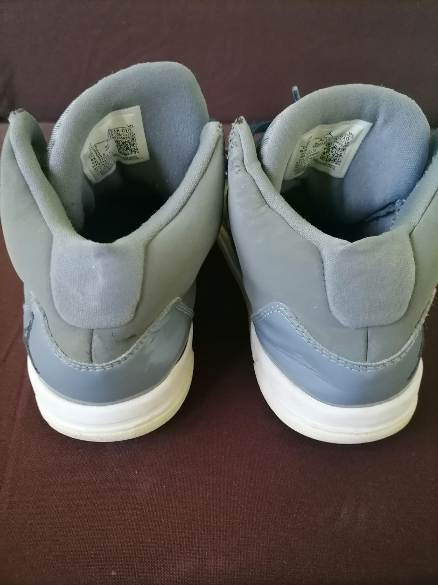 Детски кецове Jordan 35