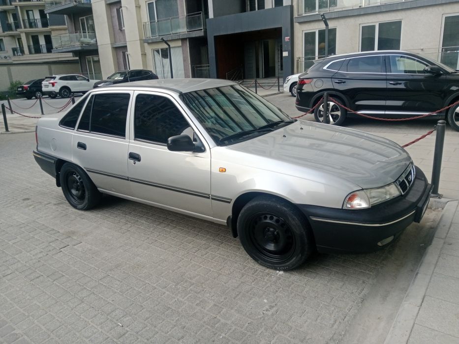 Продаётся Нексия 1