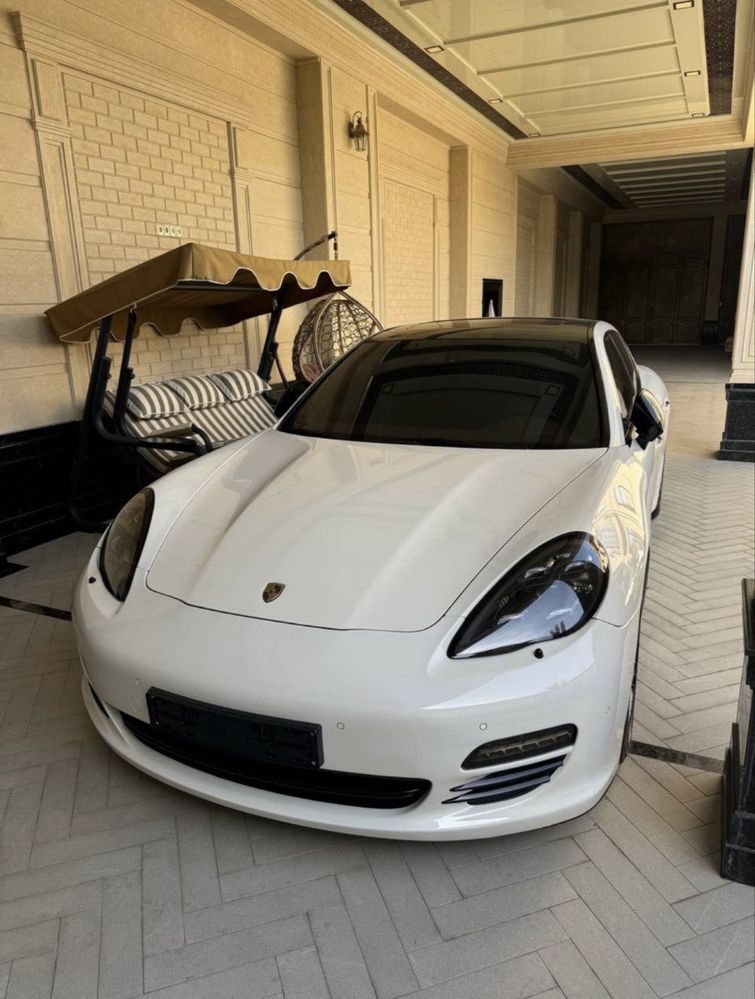Продаётся PORSCHE panamera s4