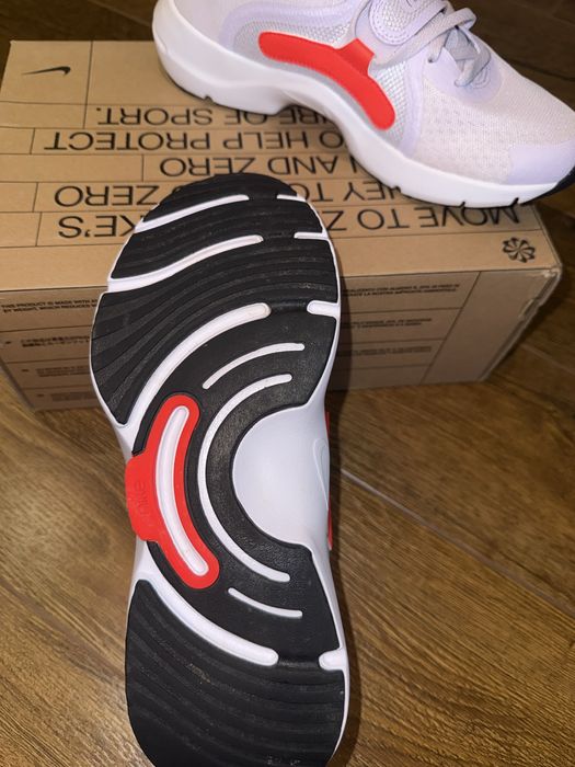 Женски маратонки Nike