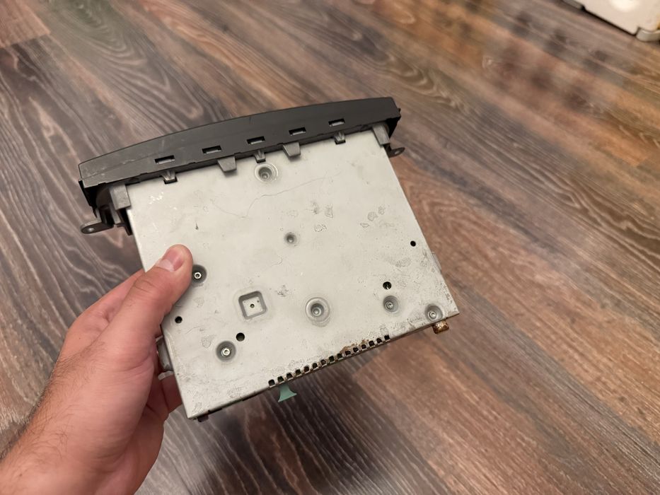 CD Player / Casetofon Becker BE 6021 pentru W124/W201/W140 etc