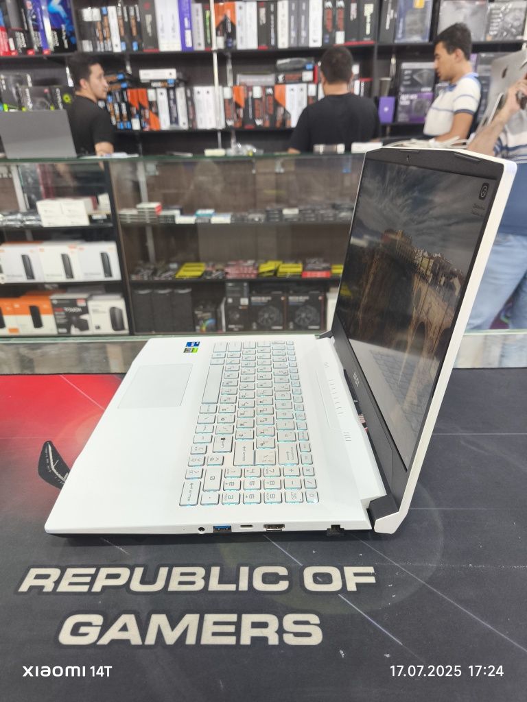 MSI Sword 15 (i7-11800H/8/512/RTX3050TI)