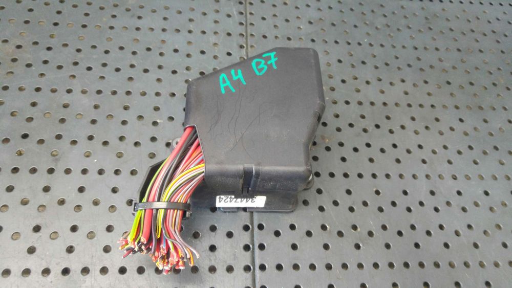 Panou sigurante audi a4 b7 8ec