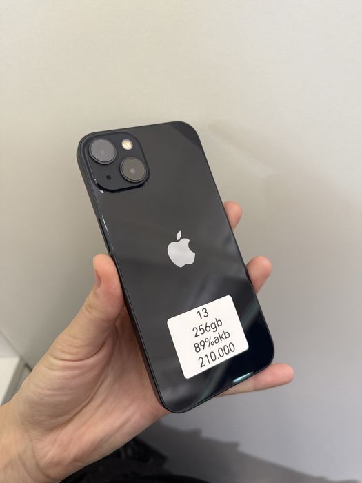 Продам Iphone 13 256gb
