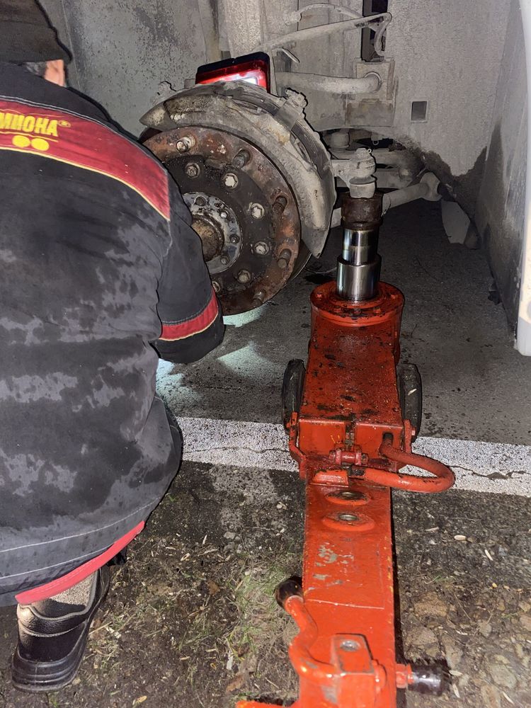 Мобилен Сервиз Гуми 24/7 Mobile Tyre Service/Вулканизатор