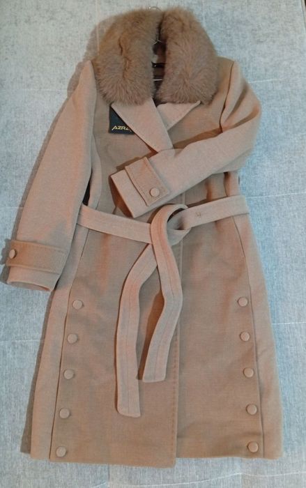 Пальто от   azra