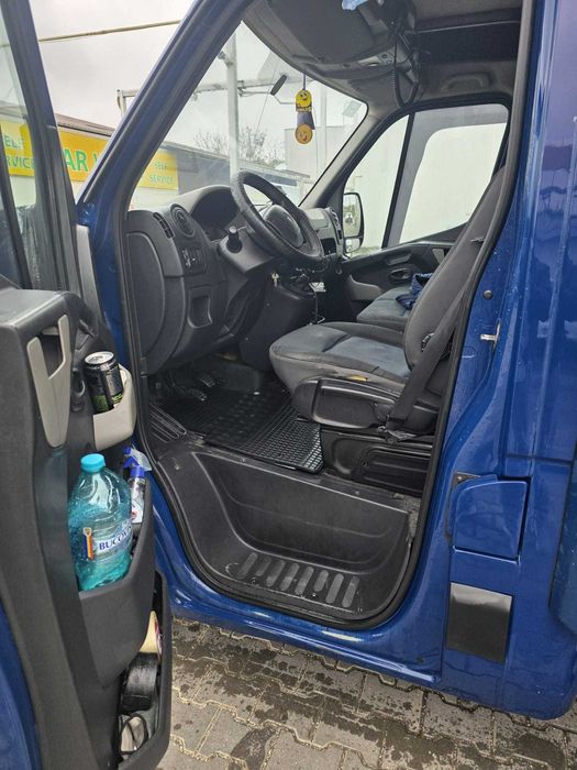 RENAULT MASTER 2,3dci.  anul 2015. 170cai. 10 europaleti