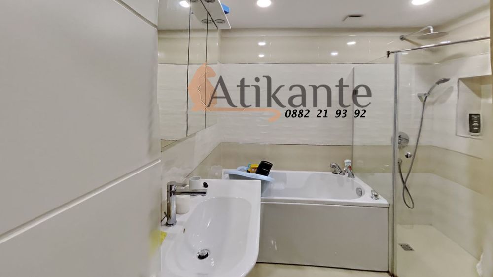 Дава се под наем Четиристаен апартамент в София, Редута - 120 кв.м за 1125 € - Снимка #11