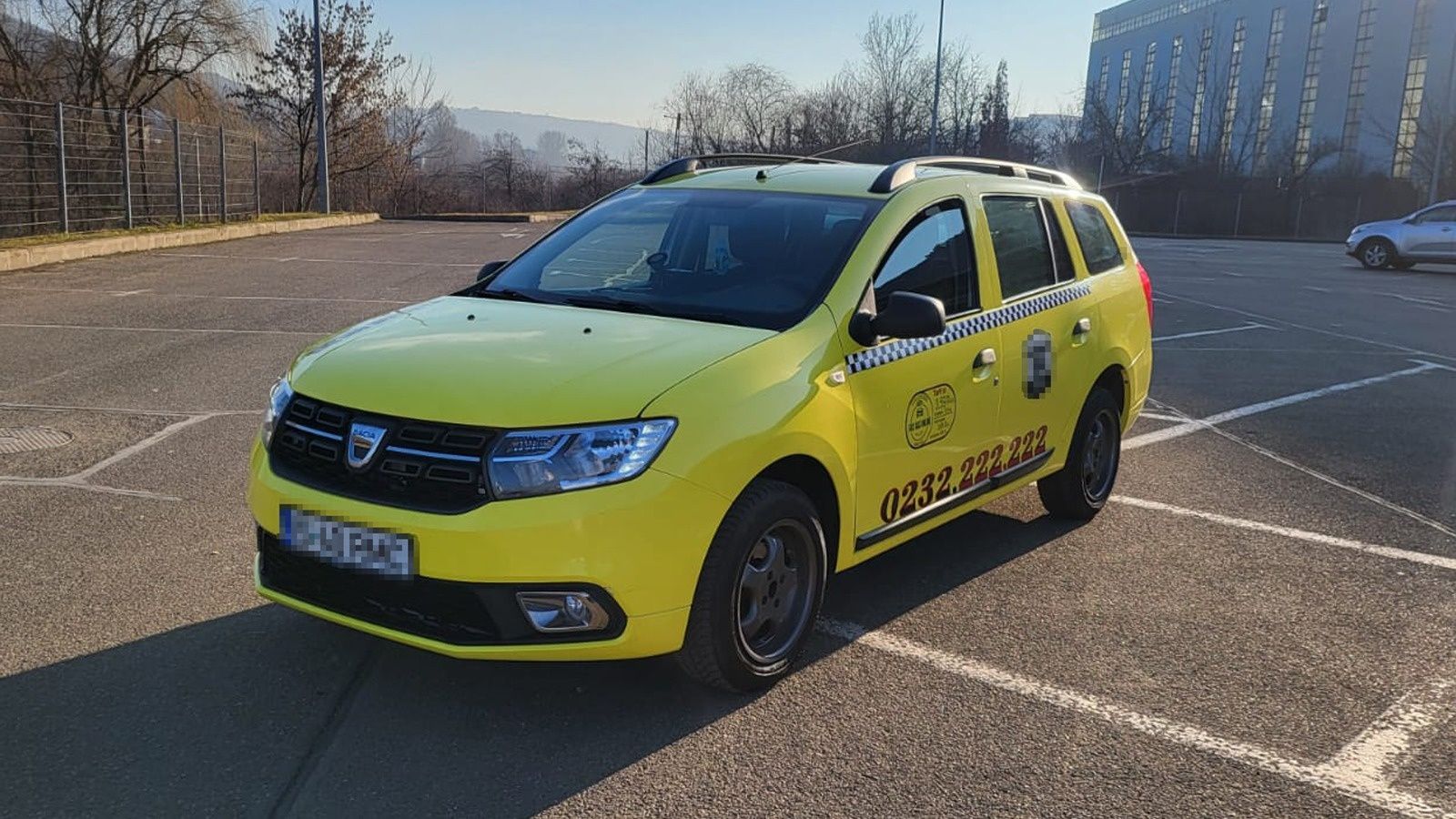 Cesionez autorizatie TAXI/ Logan Mcv 0.9 Tce + gpl