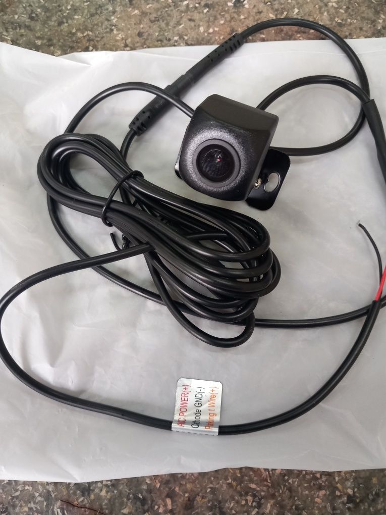HD Безжична WI-FI  камера за заден ход. Автопарктроник и регистратор
