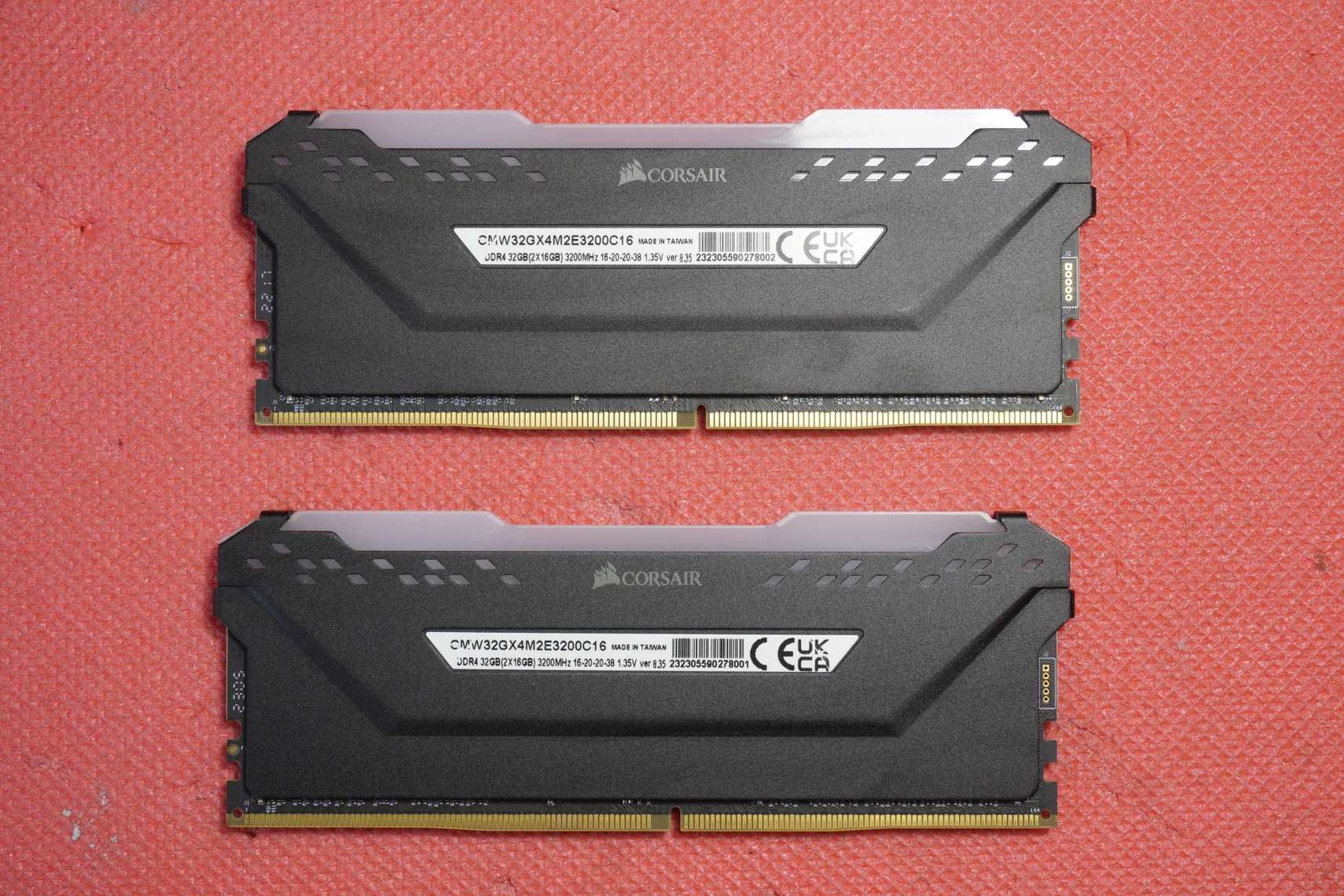 32GB (2x16GB) DDR4 RAM Corsair Vengeance Pro RGB 3200 CL16 / вкл ДДС