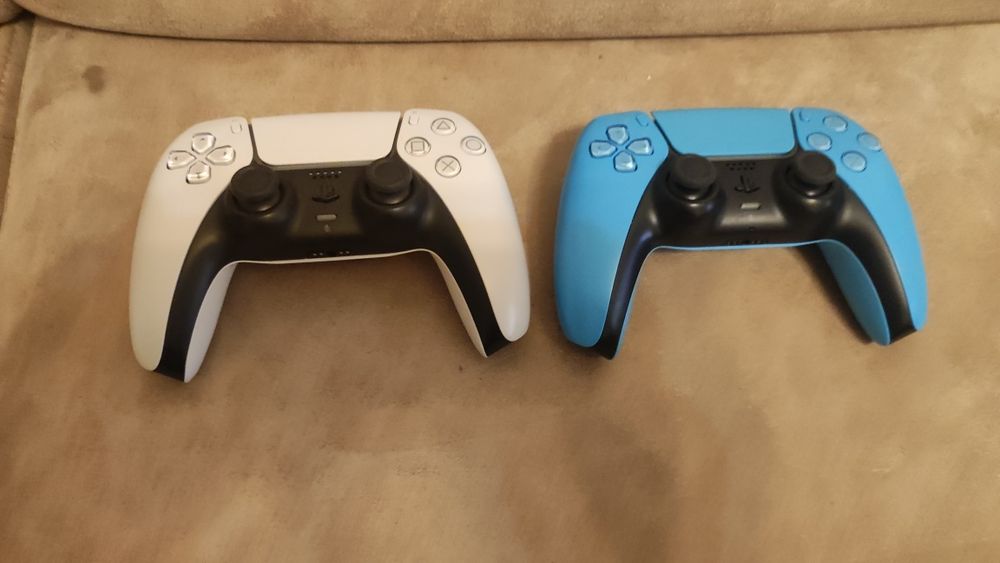 Playstation 5 Digital edition ДВА ДЖОЙСТИКА и още една година гаранция