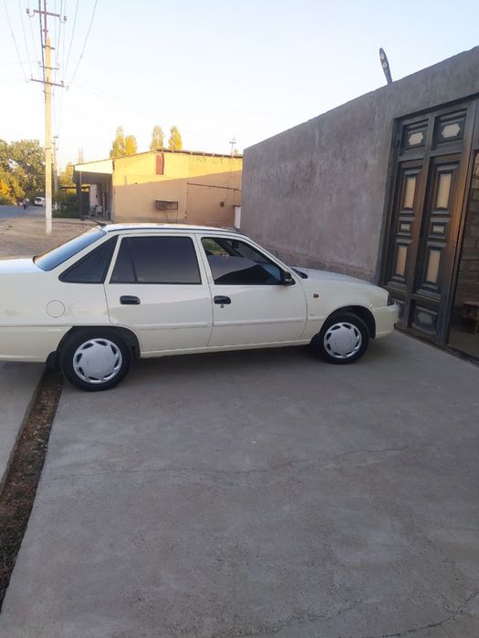 nexia 2 сотилади холати зор, нархини келишамиз, аккуратно хайдалган