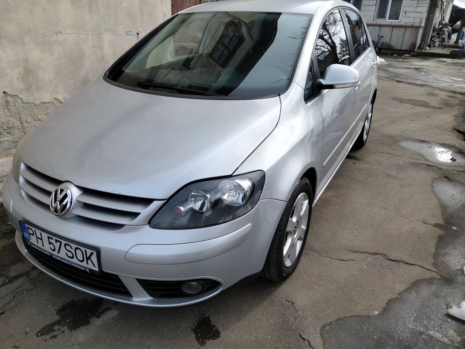 Vînd Golf 5, an 2008 D. 1.9 TDI.,unic proprietar in acte.