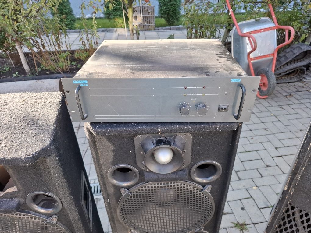 Boxe. Party sí amplificator+ dj mixer