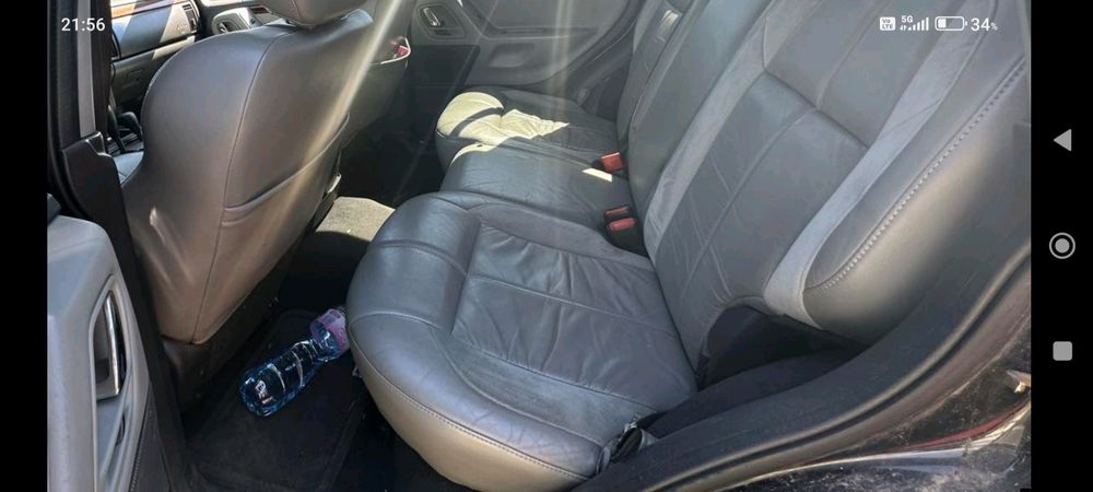 Продавам кожен салон комплект със корите на вратите за Гранд чероки WJ