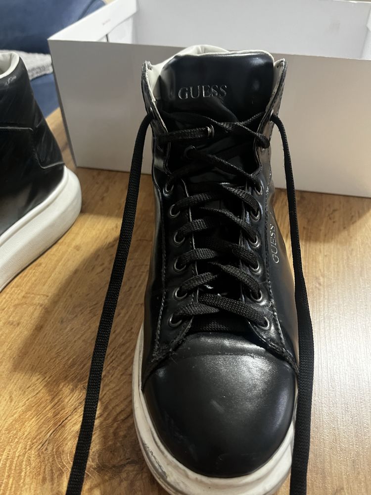 Pantofi Guess barbati